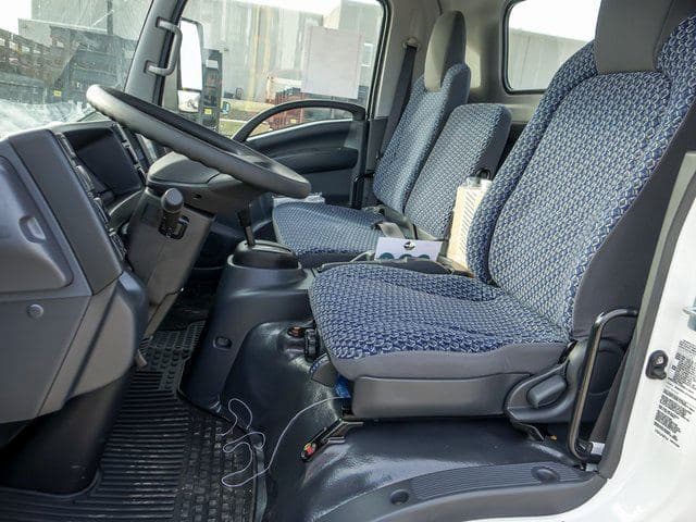 2025 Chevrolet 5500 XG LCF Gas Base image 9