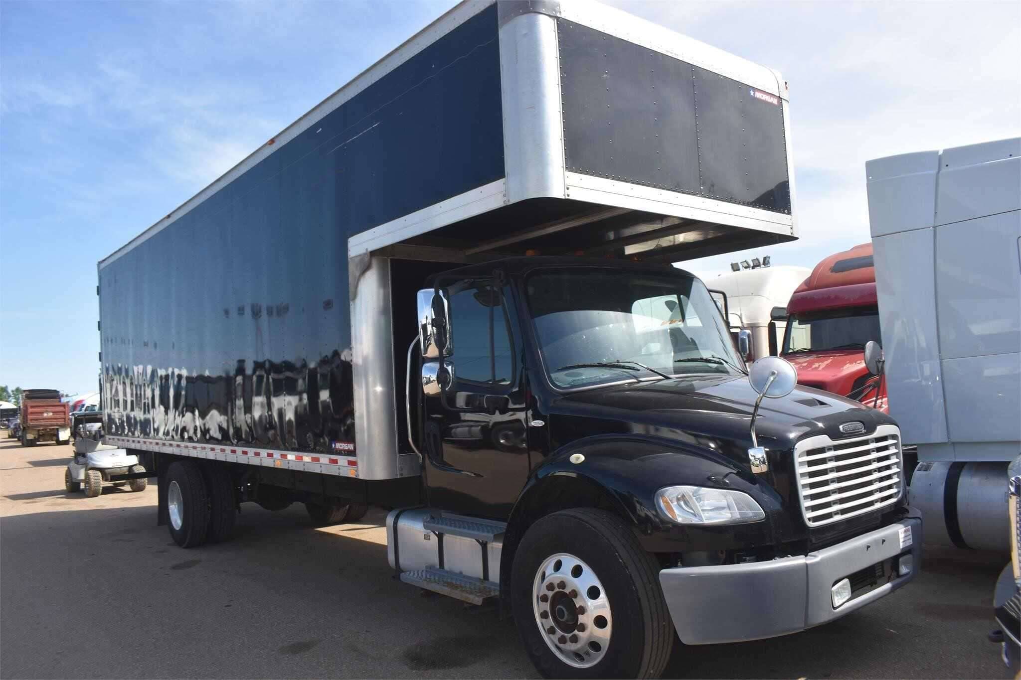 2019 Freightliner M2 image 13