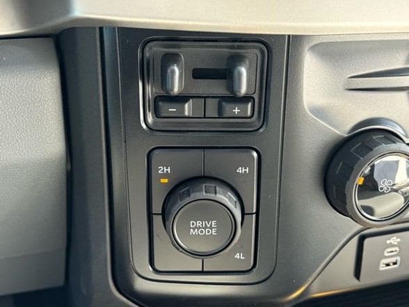 2024 Ford F550 image 16