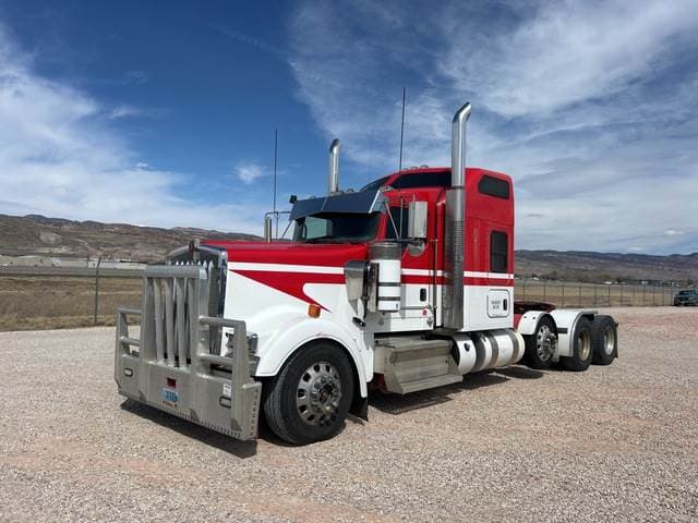 2019 Kenworth W9 Series image 1