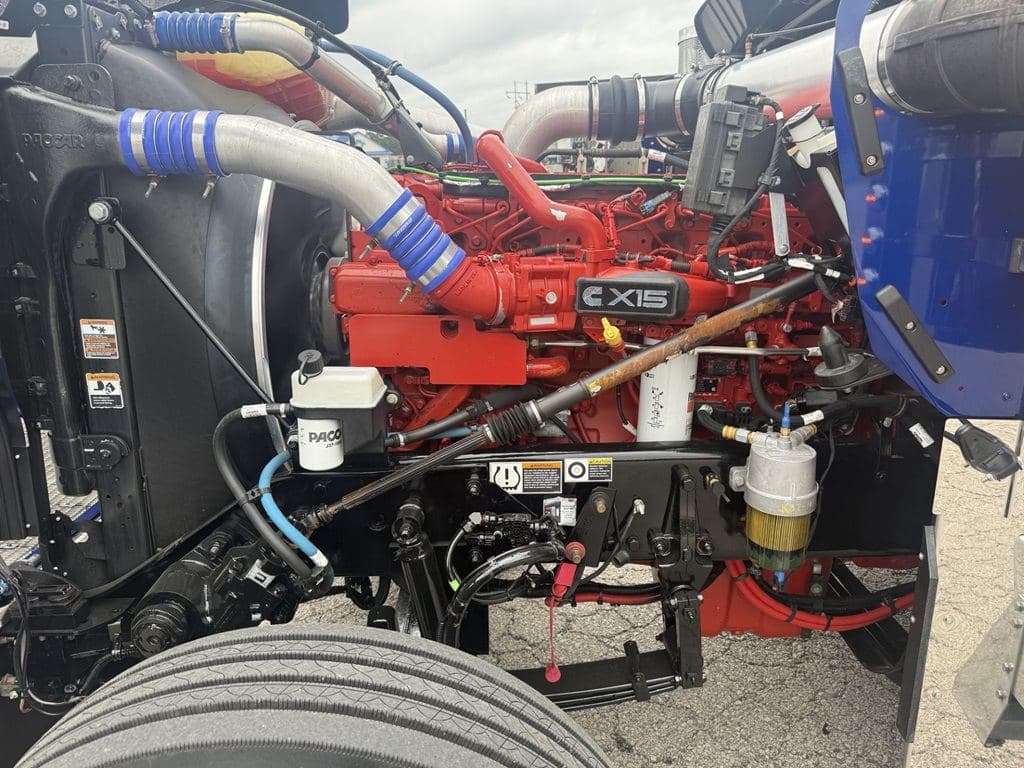 Used 2023 KENWORTH W900L image 14