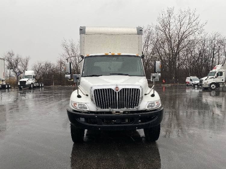 2022 International MV607 Box Truck - 240HP, 6 Speed Automatic, Roll up Door image 2