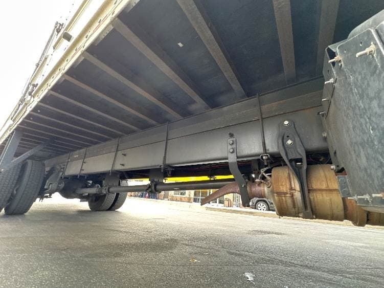 2022 International MV607 Box Truck - 220HP, 6 Speed Automatic, Roll up Door image 14