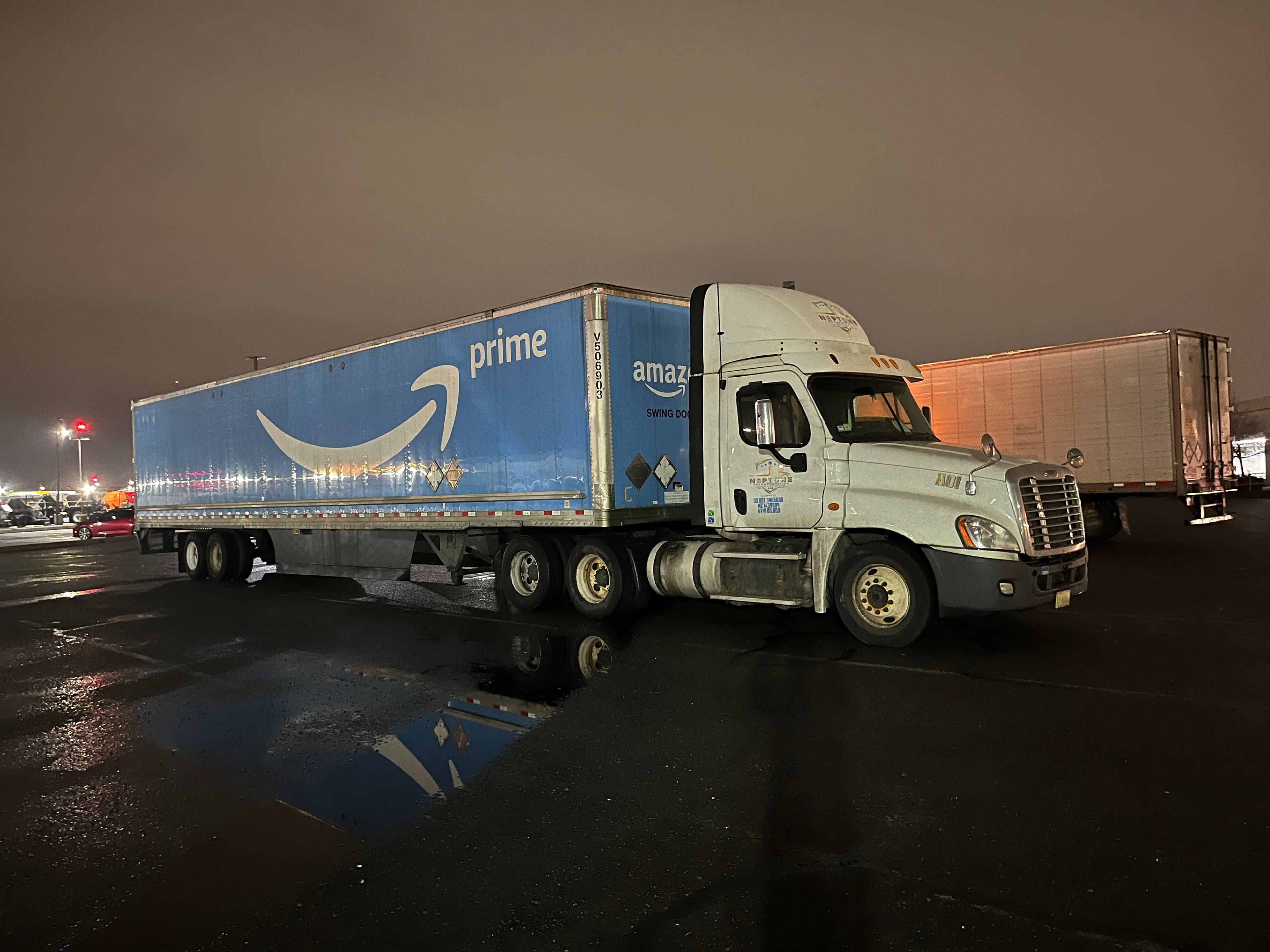 2014 Freightliner Cascadia image 3