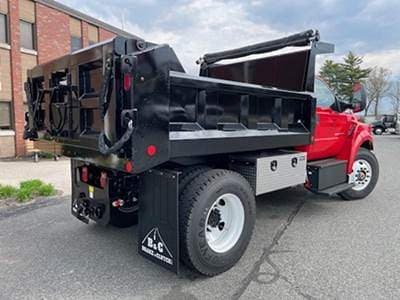 2025 Ford F-650 image 4