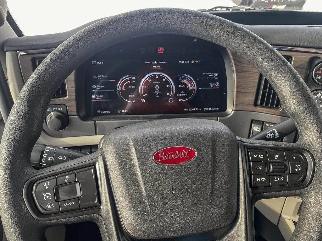2024 Peterbilt 567 image 5