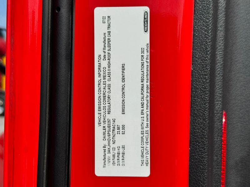 2023 Freightliner Cascadia image 27