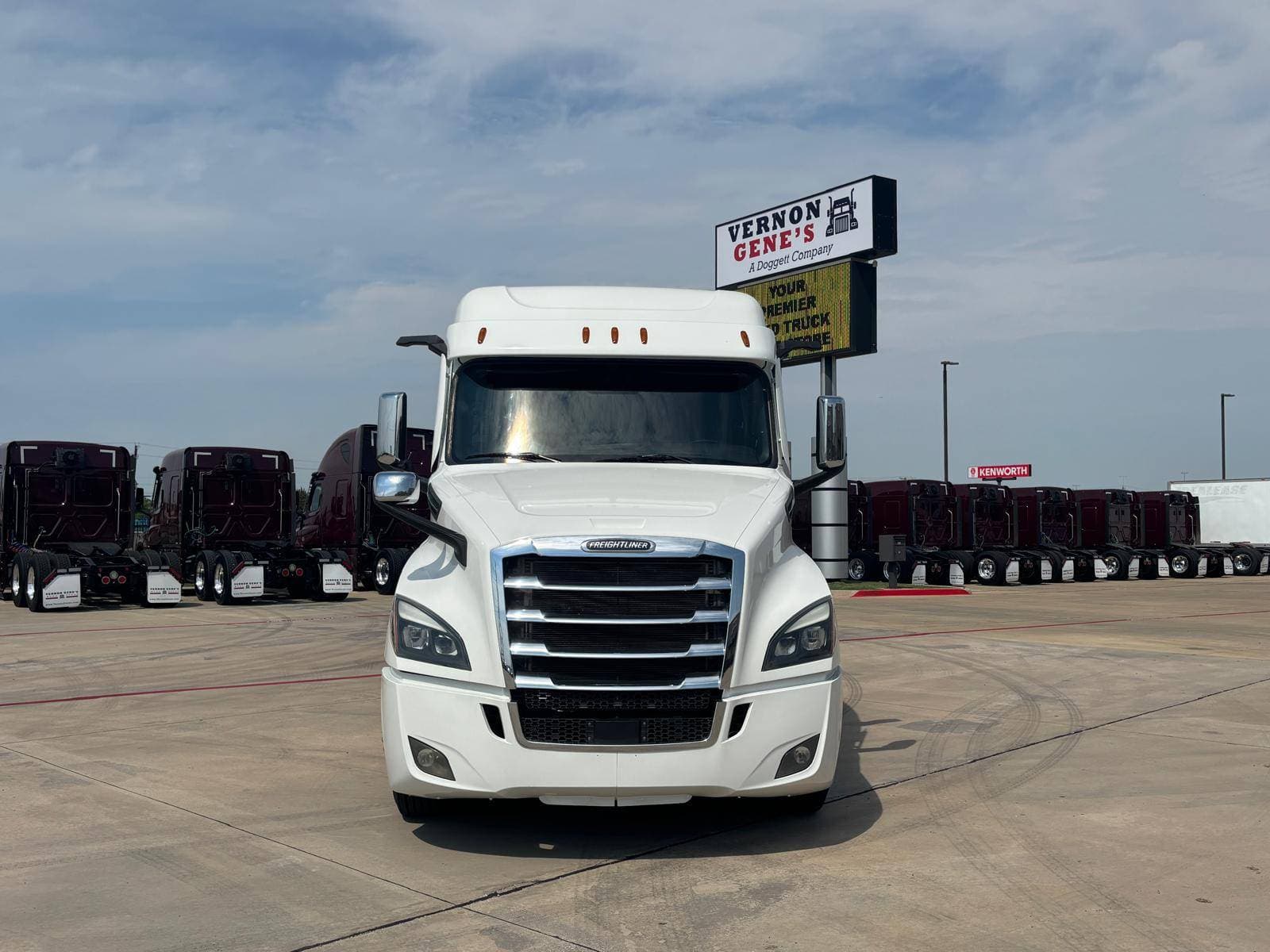 2022 Freightliner Cascadia 126 image 5