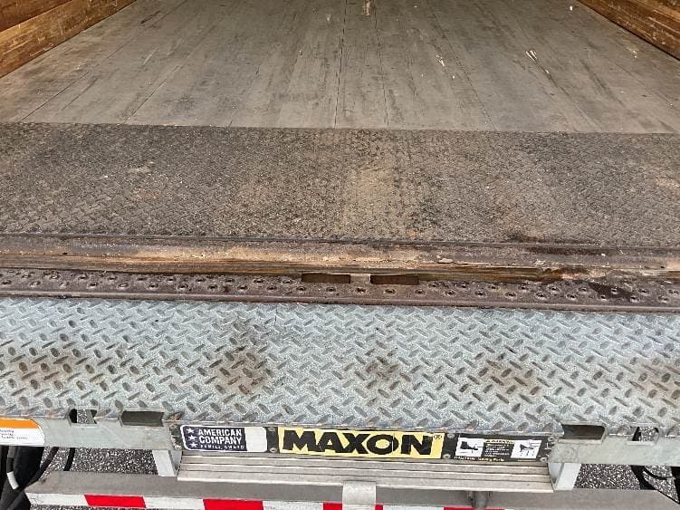 2022 International MV607 Box Truck - 220HP, 6 Speed Automatic, Roll up Door image 10