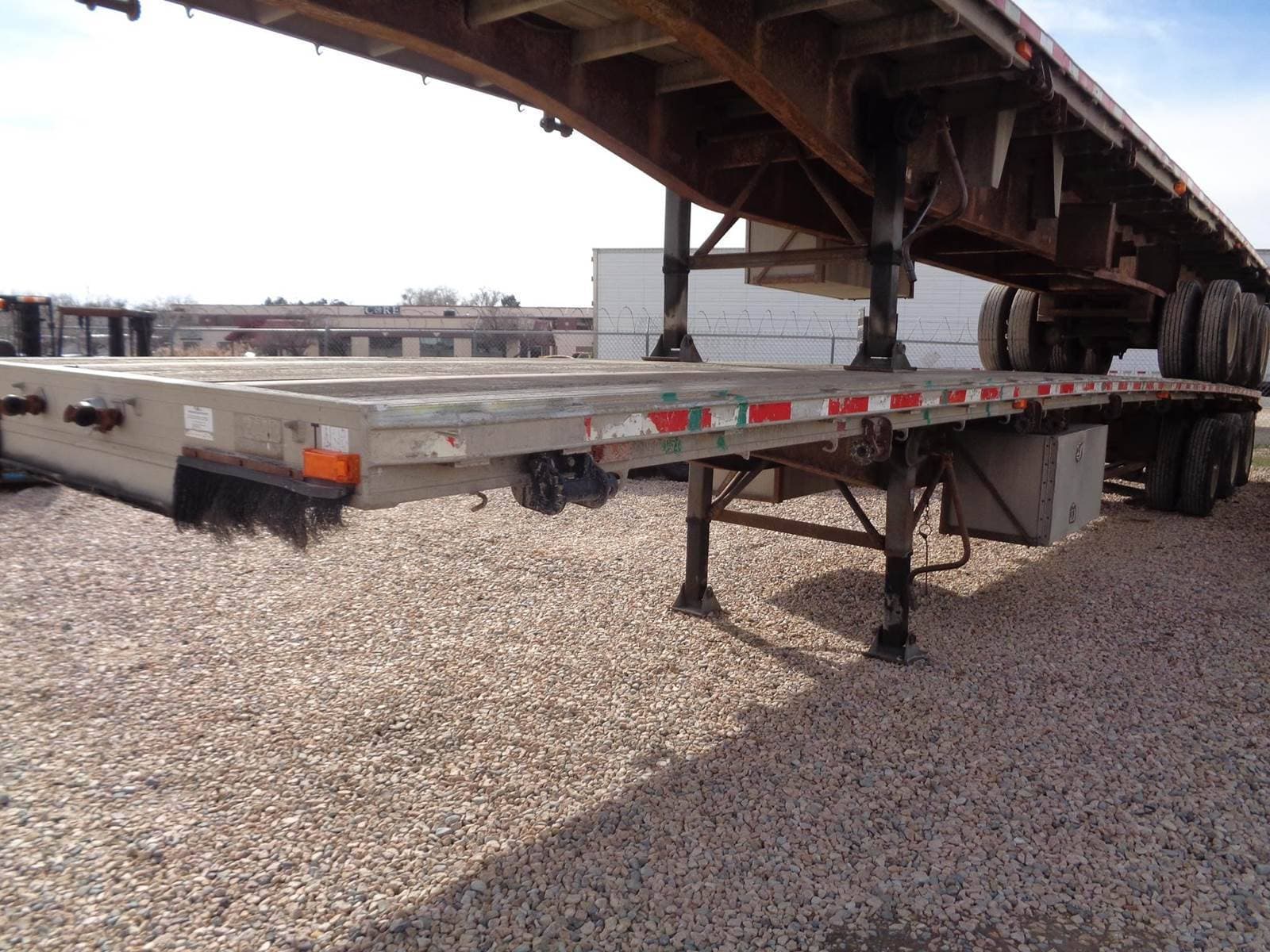 2005 Great Dane 48x102 Combination Flatbed Trailer - Air Ride image 1