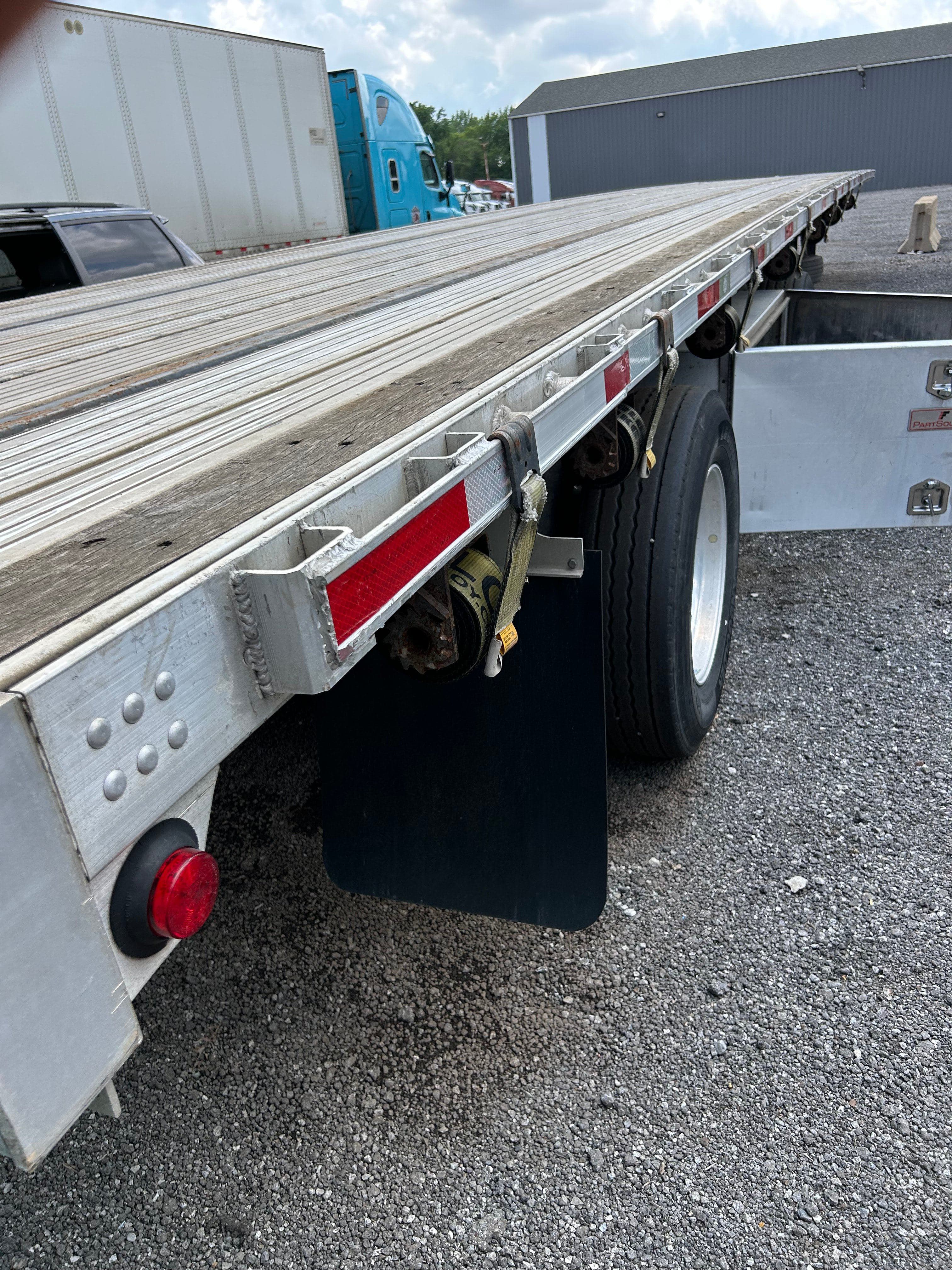 2019 Utility 53` Dry Van image 17