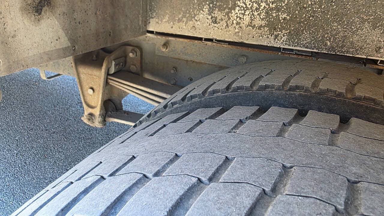 2018 Freightliner MT55 image 13