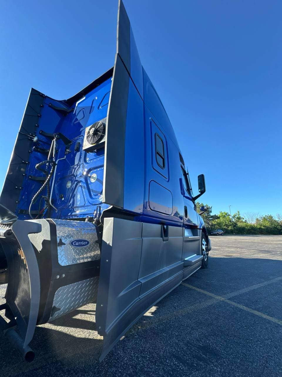 2022 Freightliner Cascadia 126 image 7