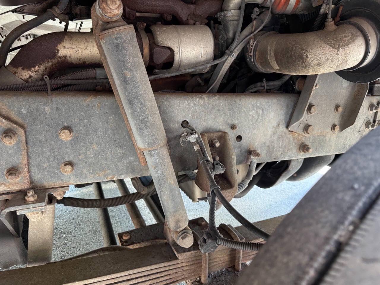 2003 Freightliner MT45 image 15