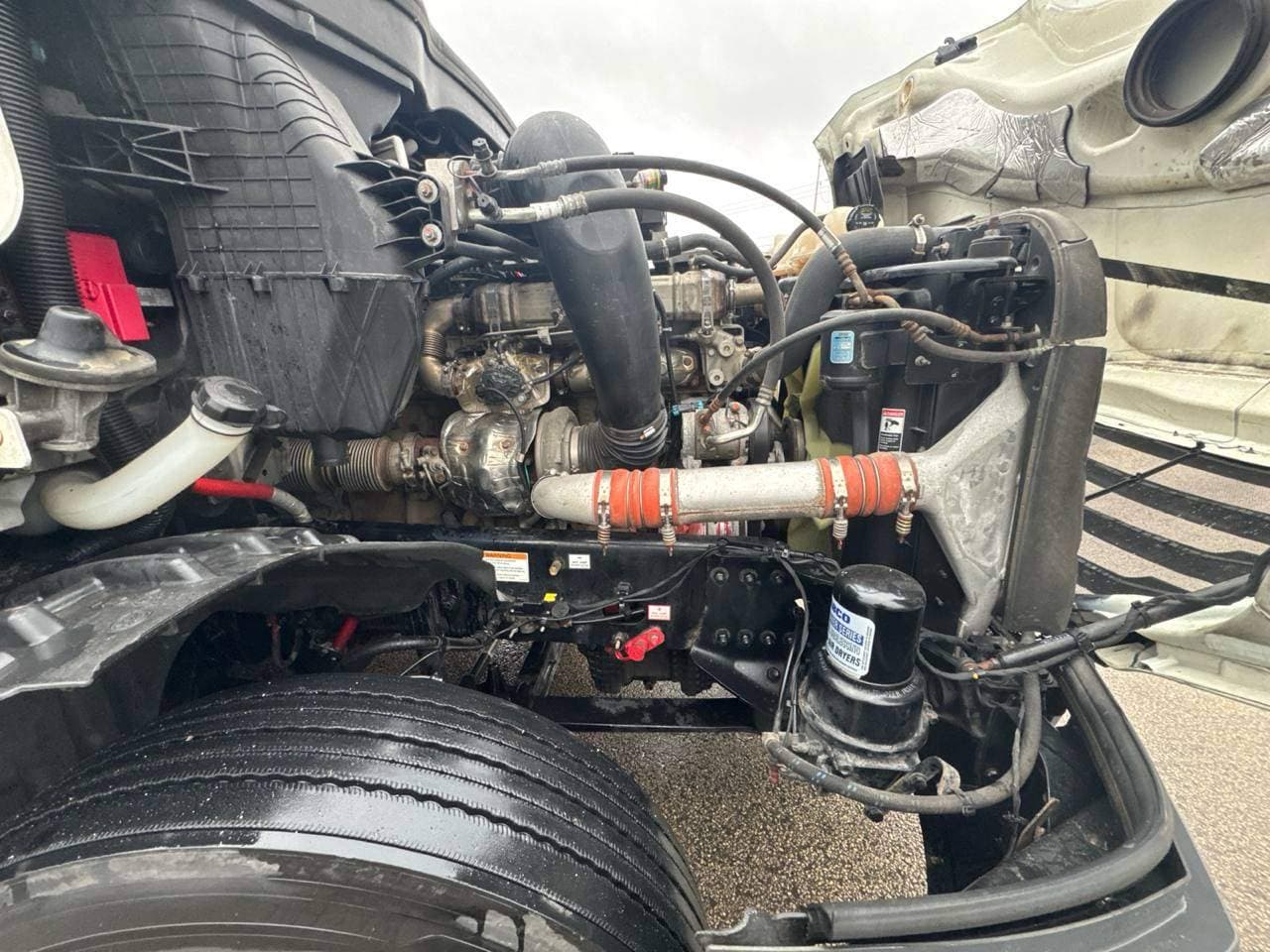 2022 Freightliner Cascadia 126 image 8