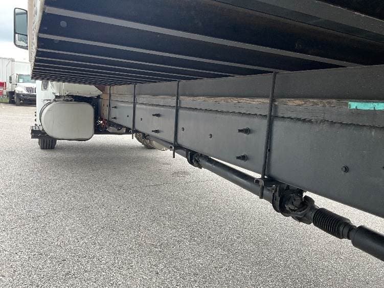 2022 International MV607 Box Truck - 220HP, 6 Speed Automatic, Roll up Door image 5