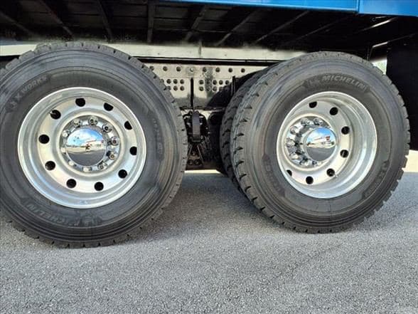 2025 Kenworth D5 image 35