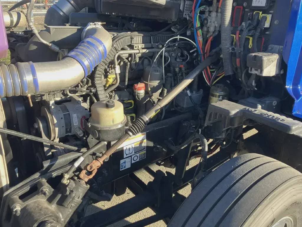 2022 Peterbilt 579 image 5