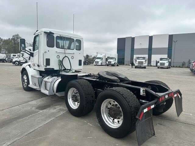 Used 2020 Peterbilt 579 Conventional - Day Cab in Fontana, CA image 10