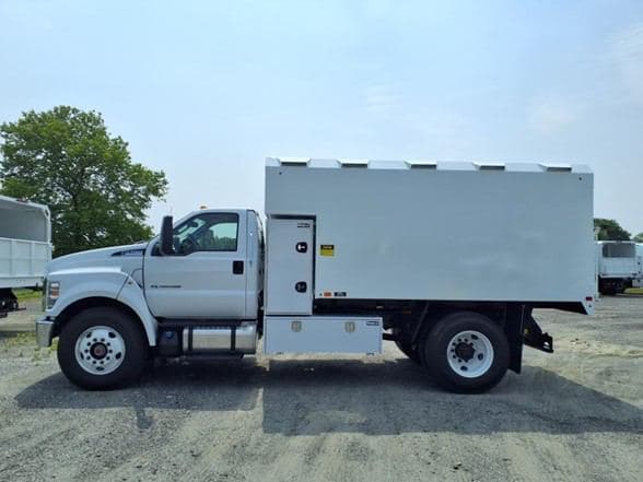 2026 Ford F750 SD image 4