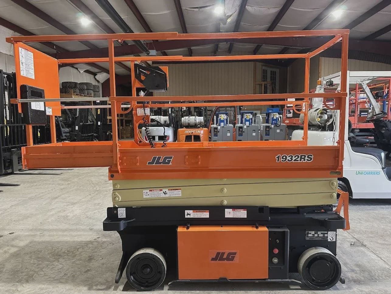 2015 JLG 1930ES image 3