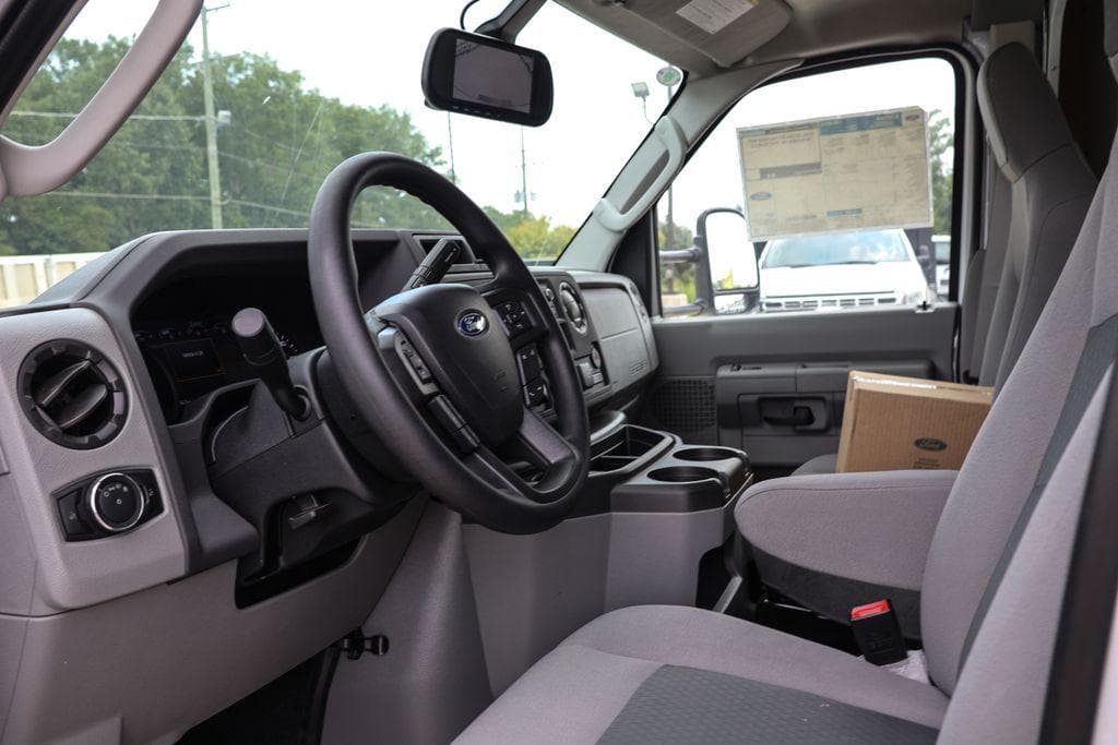 2026 Ford E-350SD Base Box Van image 26
