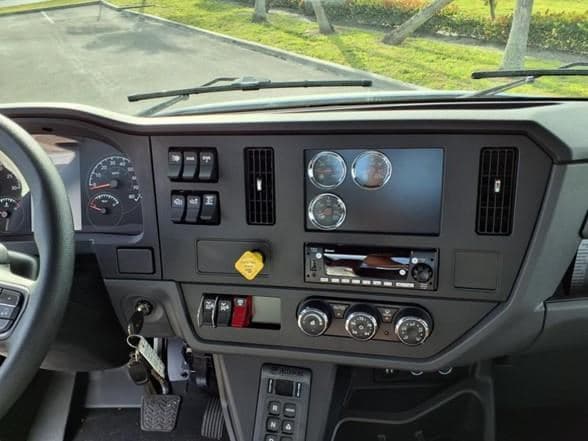 2026 Kenworth D5 image 16