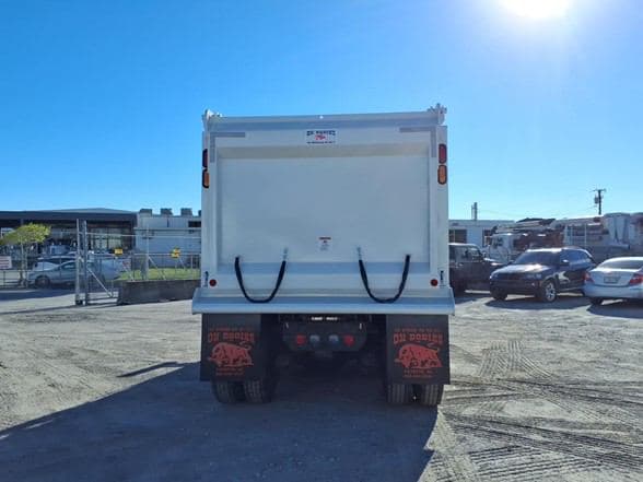 2026 Kenworth T880 image 10