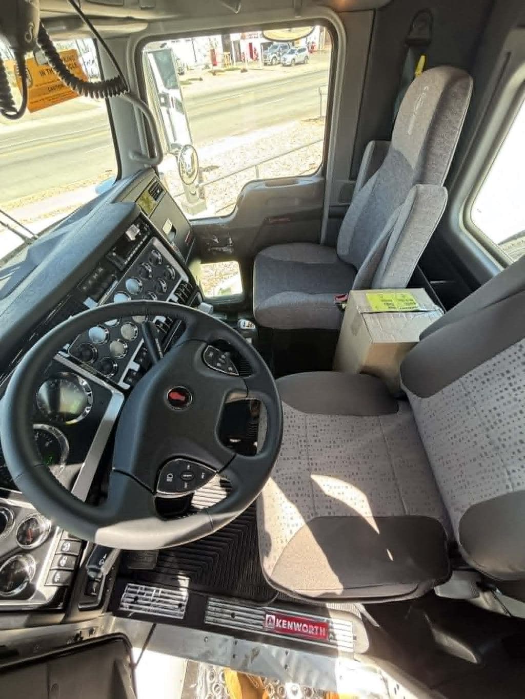 New 2027 KENWORTH T800 image 15