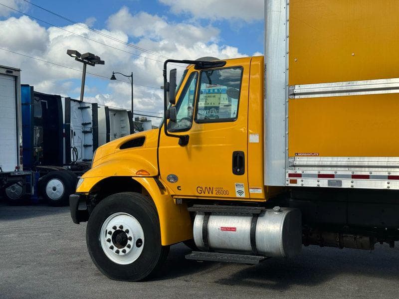 2019 International 4300 image 10