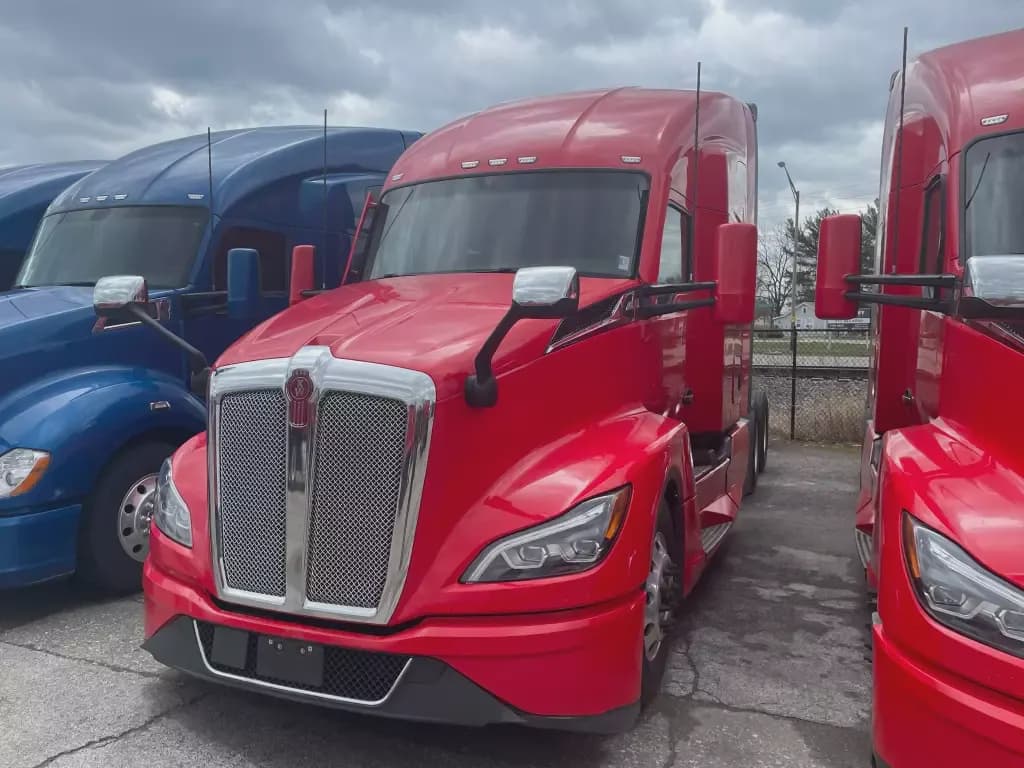 2022 Kenworth T680 image 4