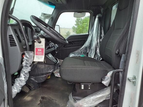 2025 Kenworth D5 image 13