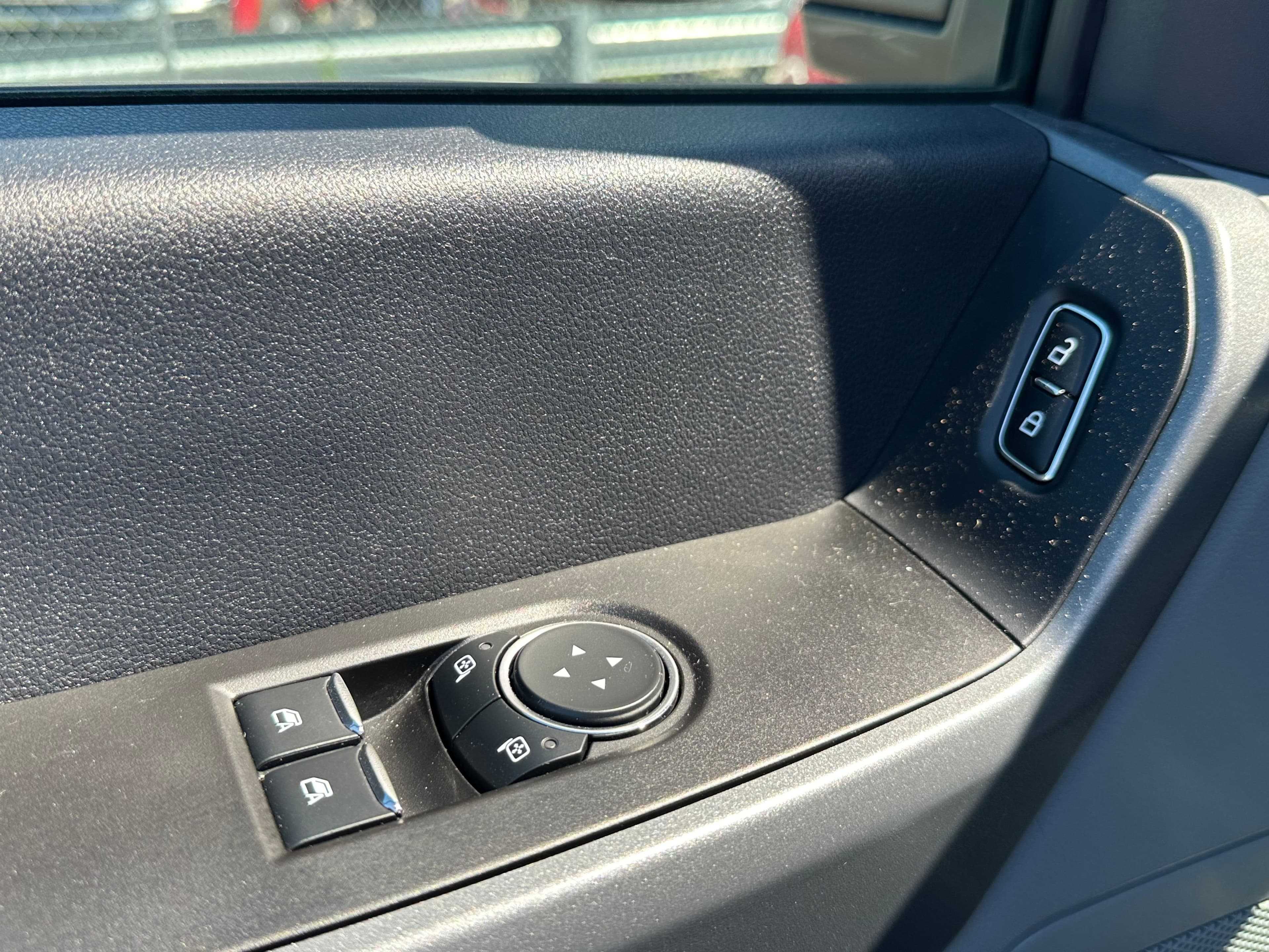 2023 Ford F-550 F Series Super Duty XLT CALIFORNIA COMPLIANT 19.5' STL  (SK#: 6039C) image 12