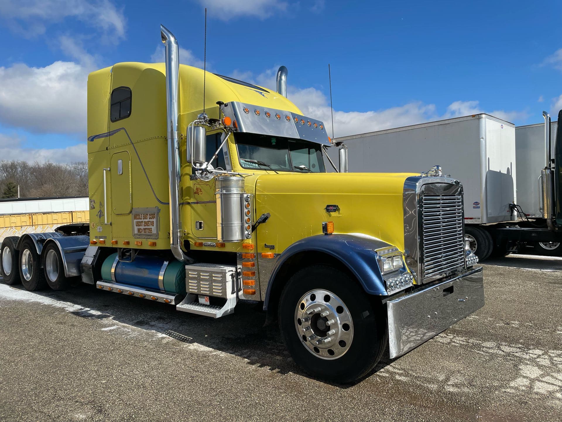 1999 Freightliner Long Conv. image 9