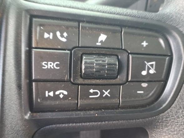 2025 Kenworth T880 image 25