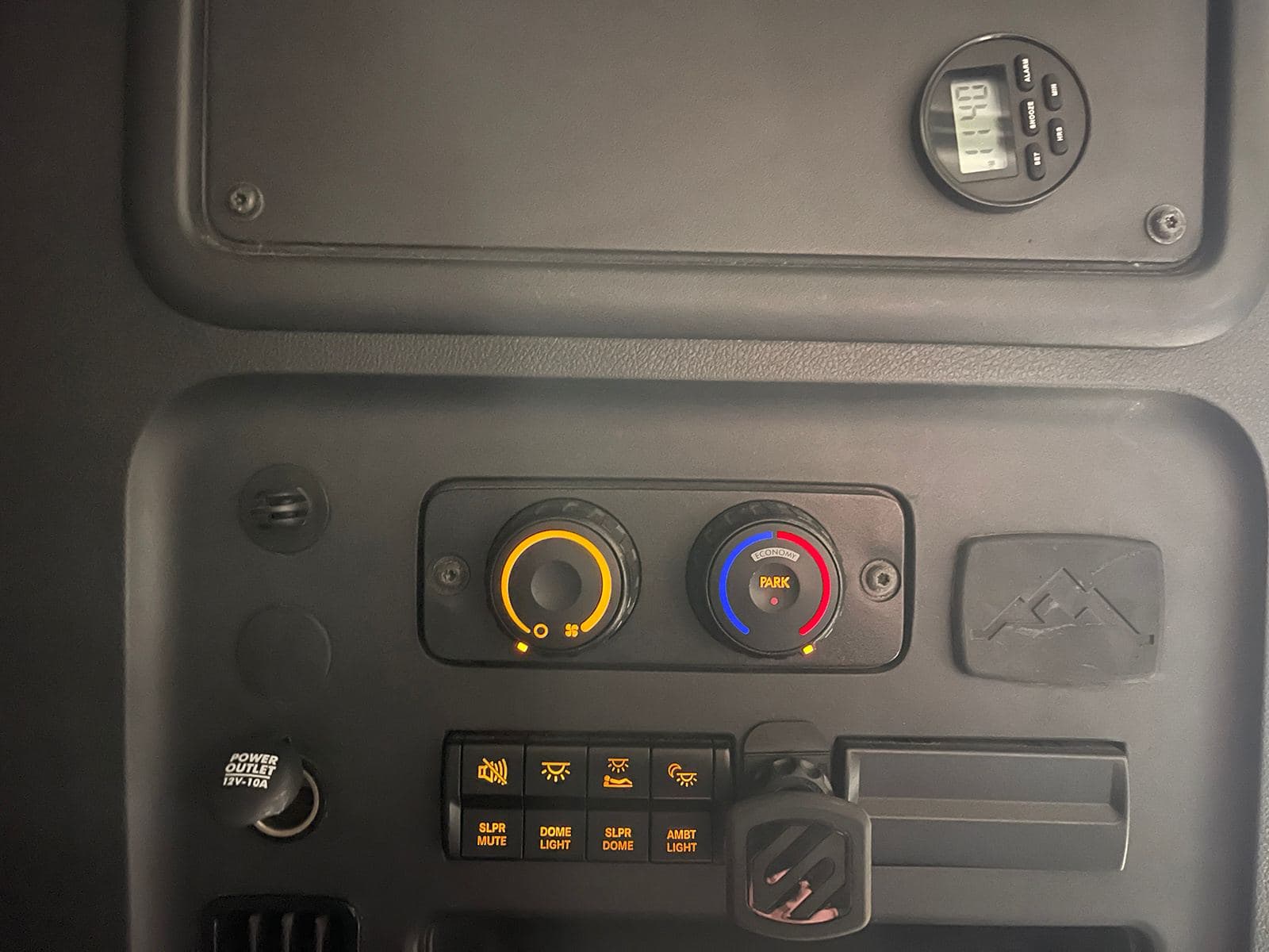 2020 Freightliner Cascadia 126 image 14