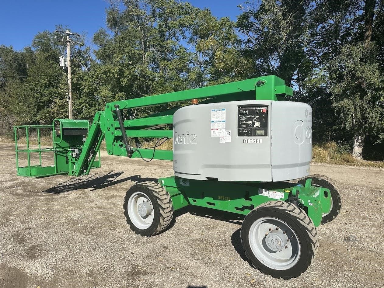 2017 GENIE Z-45/25JIC image 2