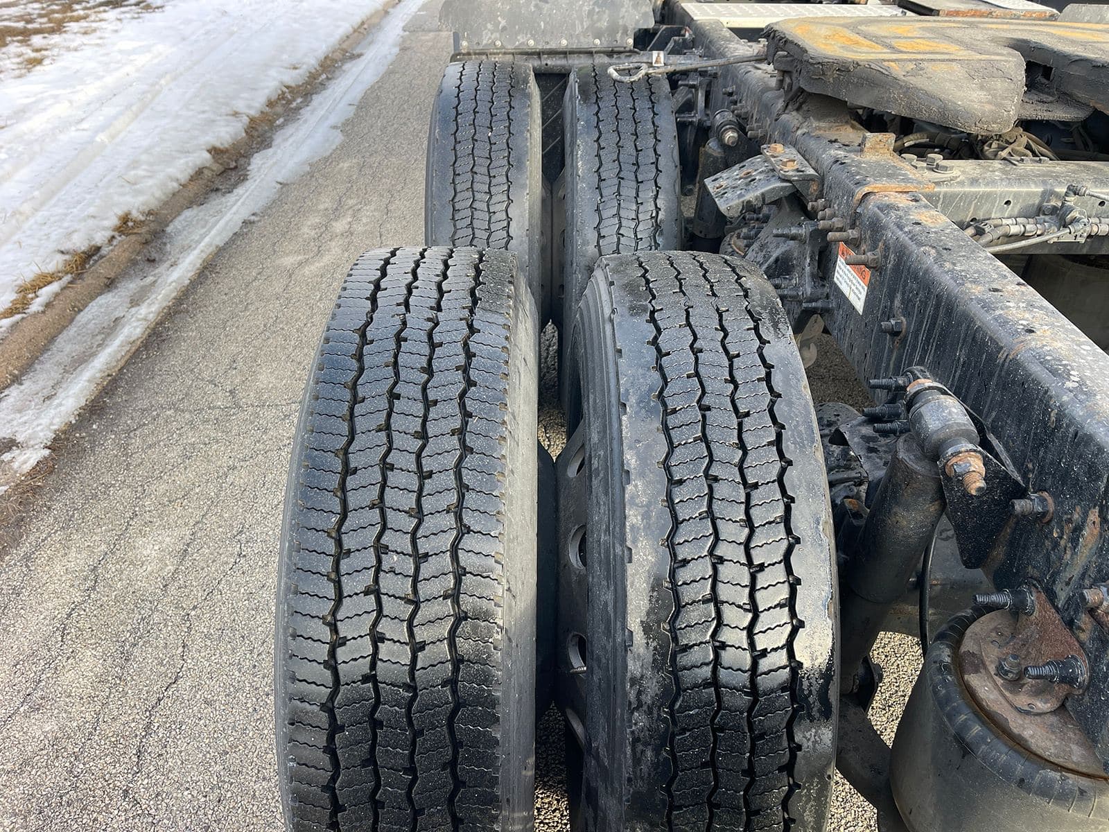 2022 Freightliner Cascadia image 12