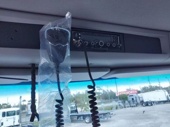 2026 Kenworth T880 image 23