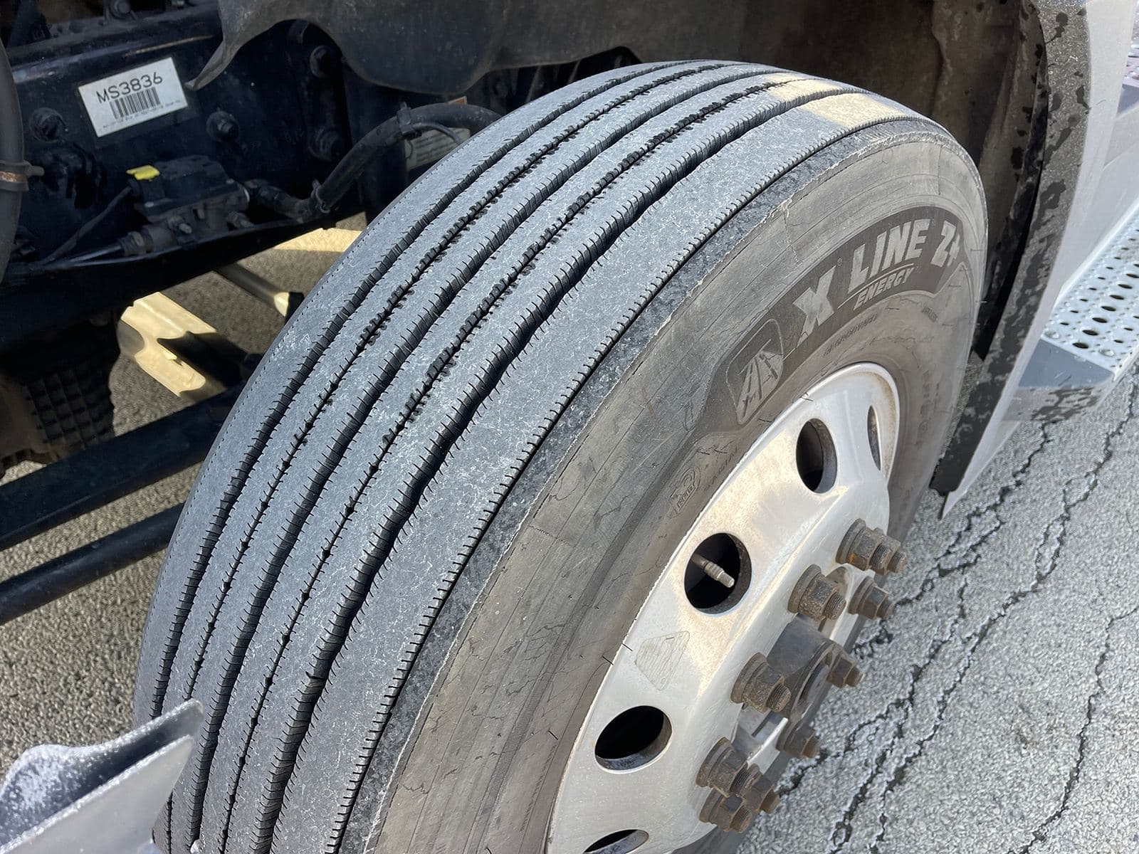 2022 Freightliner Cascadia image 10