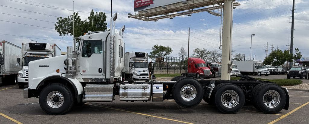 New 2027 KENWORTH T800 image 8