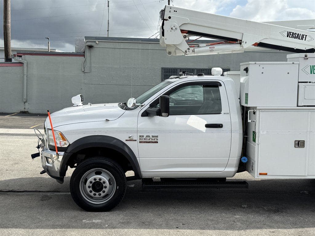 2017 RAM 5500 image 7