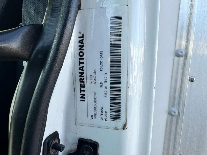 2020 International MV607 image 20
