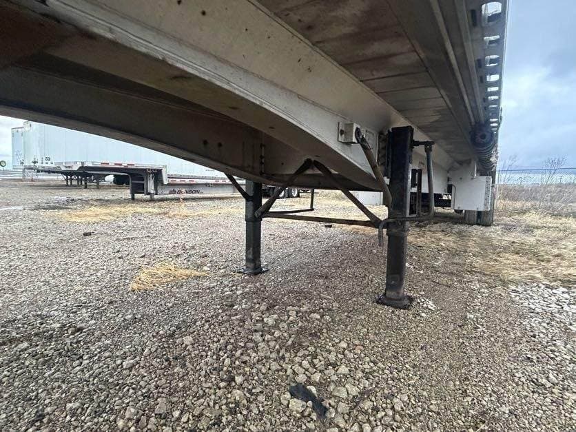 2019 Fontaine 48x102 Aluminum Flatbed Trailer - Air Ride, Spread Axle image 12