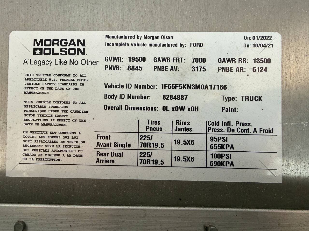 2021 Ford Stripped Chassis image 7