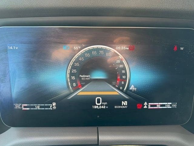 2024 Freightliner Cascadia image 8