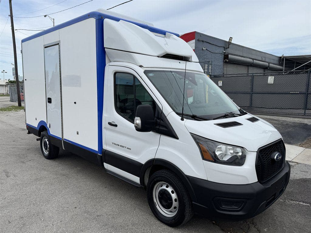 2023 Ford Transit T-350 image 16