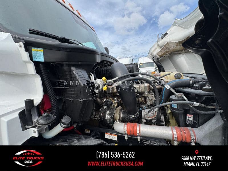 2022 Freightliner Cascadia image 39