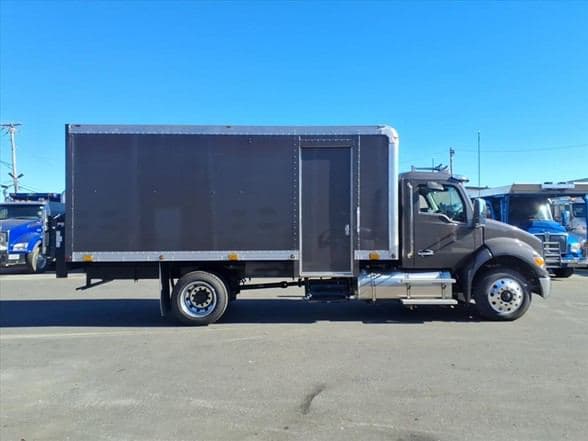 2026 Kenworth T280 image 2