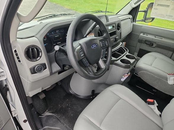 2026 Ford E350 SD image 5